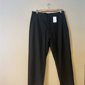 VGT Banana Republic Men's Dawson  Lower Waist Relaxed Leg Wool Trousers Size 35